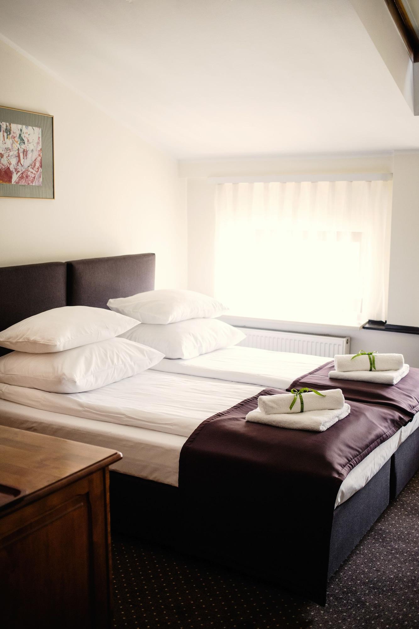 Hotel Eden Krakow Luaran gambar