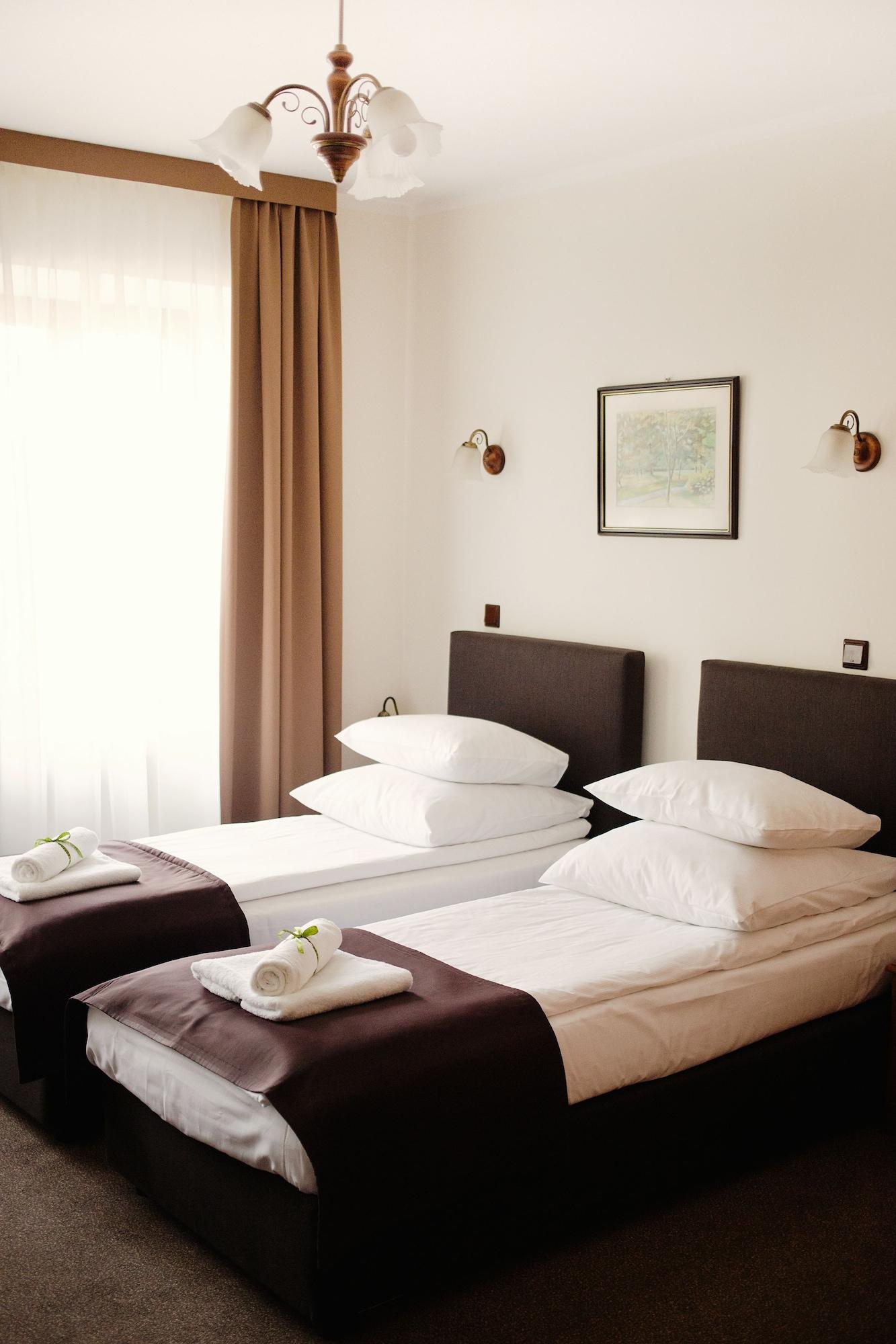 Hotel Eden Krakow Luaran gambar